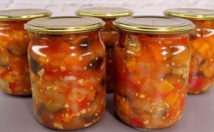 Салат на зиму c баклажанами. Очень простой и быстрый рецепт заготовки