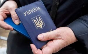 Украинцы могут просить международную защиту в&nbsp;ЕС из-за нарушений во время мобилизации&nbsp;&mdash; Еврокомиссия