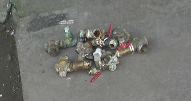 В разгар отопительного сезона жители Луганска могли остаться без отопления