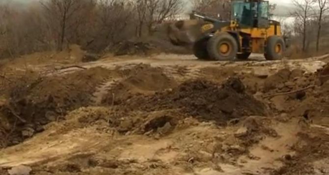 Журналисты и экологи борются с копанками на Луганщине видео