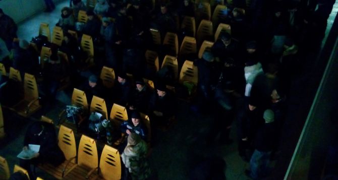 Луганских активистов провожают на Антимайдан в Киев (фото)