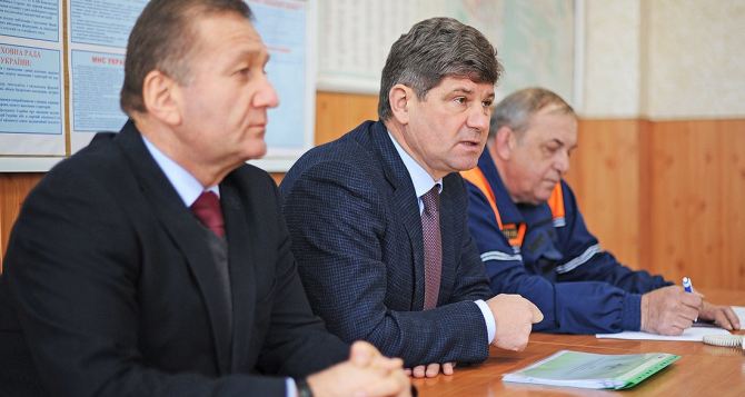 В морозные дни коммунальные службы Луганска работают в усиленном режиме