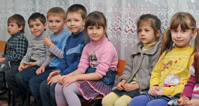 Мэр Луганска провел ревизию в детских садах (фото)
