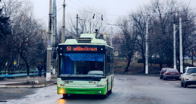 Информация о работе луганских троллейбусов и трамваев до 18:00 — «утка»