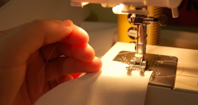 На швейные предприятия Кировска за год трудоустроили 67 человек