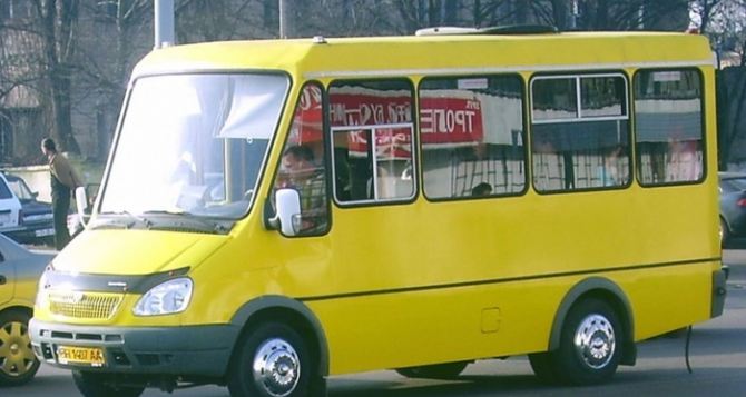 В Луганске водители самовольно изменили маршрут движения №183