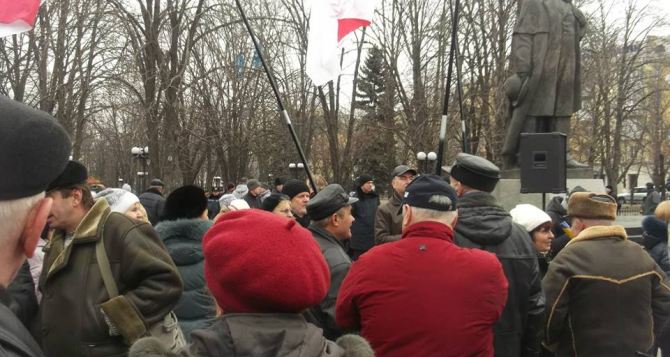 Луганский Евромайдан не будет собираться возле памятника Шевченко