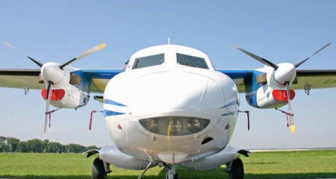 В Луганский авиационно-технический музей привезли новый самолет