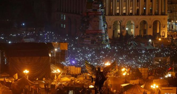Протестующие заняли Верховную раду и администрацию президента