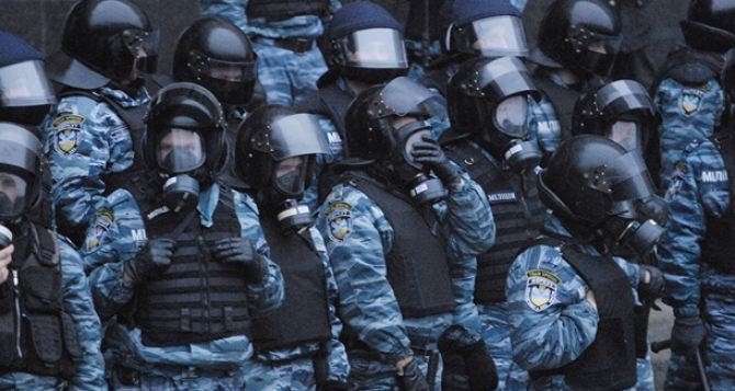 Из Киева в Луганск вернулись 600 милиционеров
