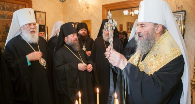 Смещен глава Украинской православной церкви Московского патриархата митрополит Владимир