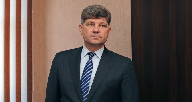 Мэр Луганска пригласил общественников к себе домой