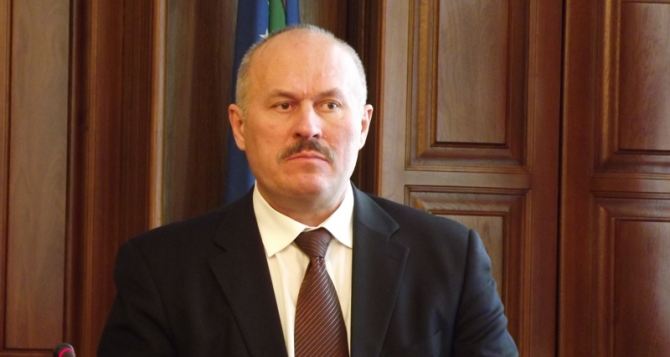 Луганская милиция защищает административные здания от нападений. — Владимир Гуславский