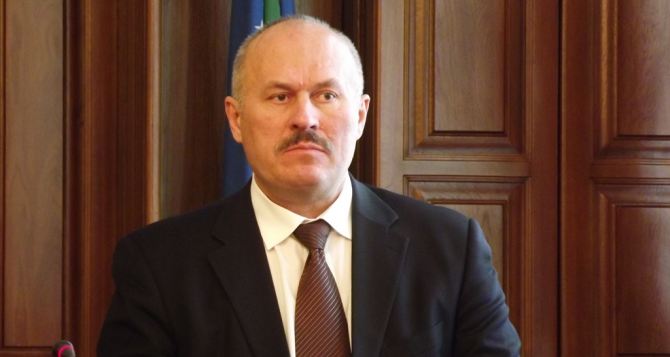 Главный милиционер Луганщины просит захватчиков СБУ добровольно сложить оружие
