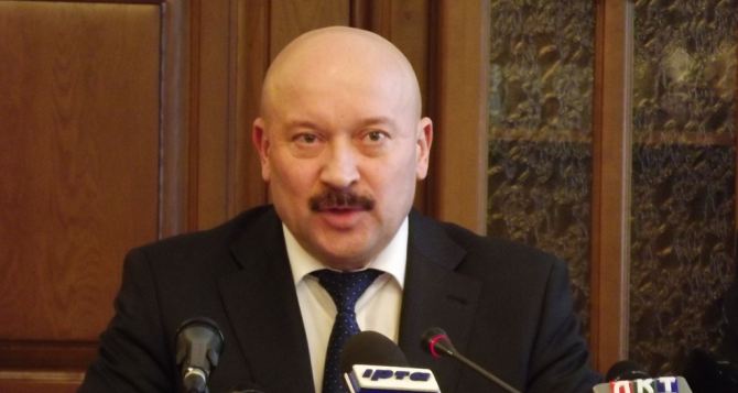 Губернатор Луганской области заявил, что не будет выполнять незаконные требования захватчиков СБУ
