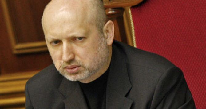 Турчинов требует уволить начальников ГУМВД в Луганской и Донецкой областях