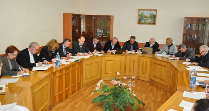 В Луганске предложили пути решения региональных конфликтов