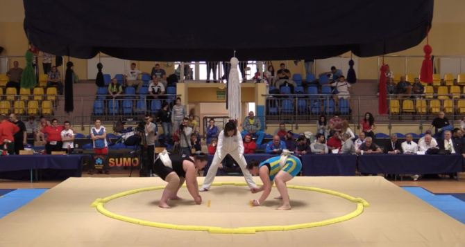 Луганчанка привезла рекордный «урожай» медалей с чемпионата Европы по сумо