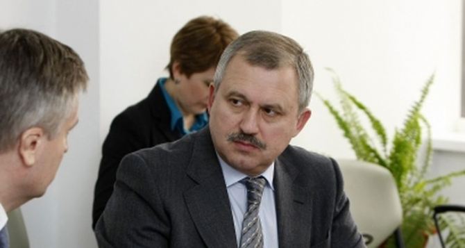 Есть необходимость введения военного положения в Луганской и Донецкой областях. — Сенченко