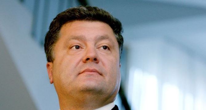 Порошенко заявил, что знает, как урегулировать кризис на Донбассе