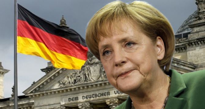 Меркель призвала Порошенко «сохранять чувство меры» при проведении АТО