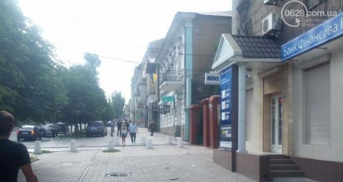 В Мариуполе бойцы «Азова» обвинили главного редактора местной газеты в сепаратизме. — СМИ