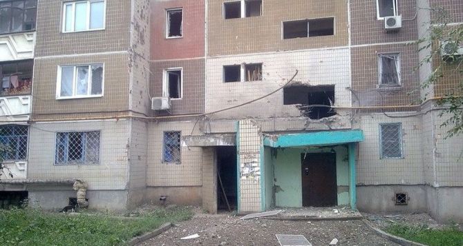 Дома, школы и стадион: масштабные разрушения после артобстрела 25 июля в Луганске (адреса)
