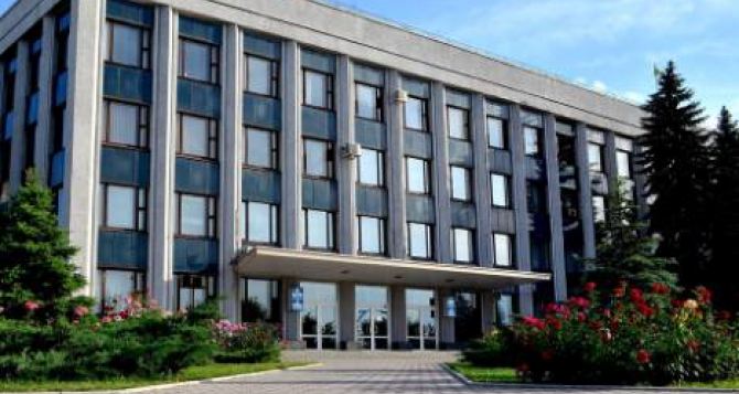 Исполком Луганского горсовета призывает освободить Сергея Кравченко