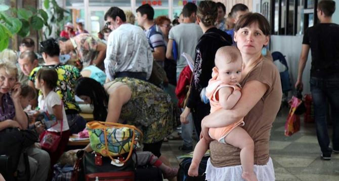 «Гуманитарный коридор» в Луганске заработал по новой схеме