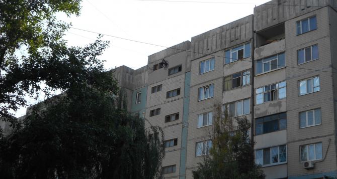 Луганск под артобстрелом: квартал Заречный (фото)