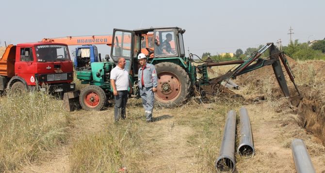 В Молодогвардейске строят альтернативный водопровод (фото)