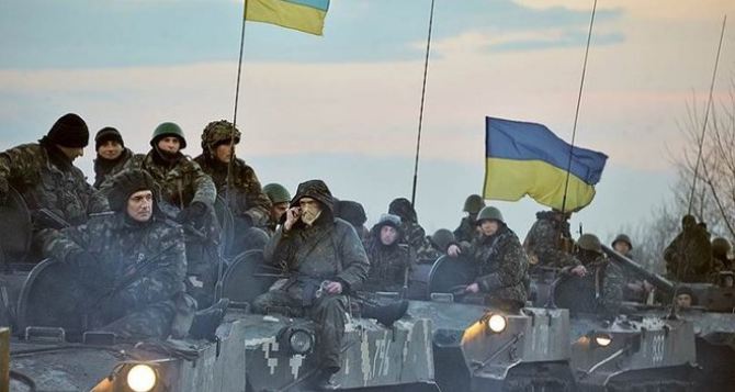 Украинские силовики закрепляются в пригородах Луганска и Донецка. — СНБО