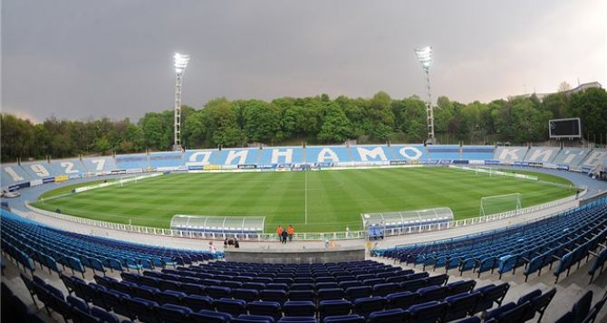 «Заря» — «Фейеноорд»: что происходит на стадионе «Динамо» в Киеве?