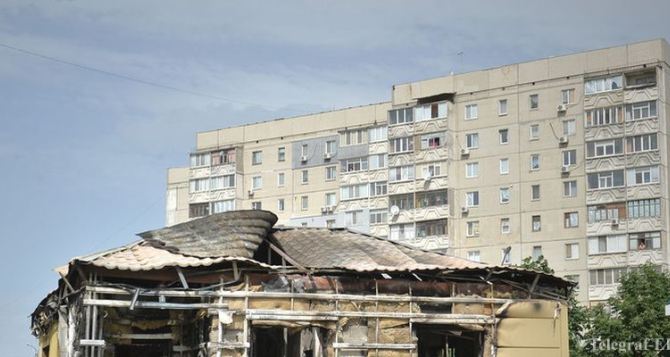 Ситуация в Луганске остается критической. Город остался без поставок продуктов, медикаментов и топлива