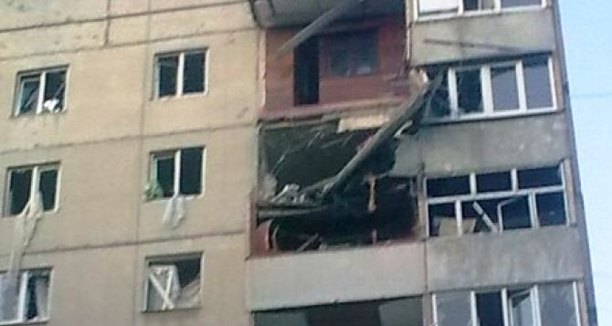 Под обстрел попала ул. Осипенко в Луганске (фото)
