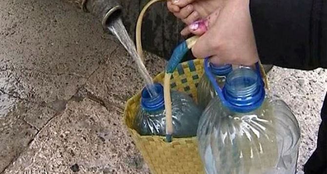 Где в Донецке достать питьевую воду?