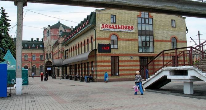 Станция Дебальцево попала под обстрел, есть пострадавшие
