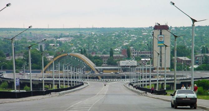 Луганск восстанавливается. В городе подключают свет и воду