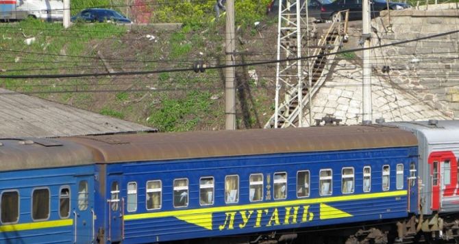Из-за ситуации на Донбассе железнодорожников учат оказывать помощь в опасных условиях