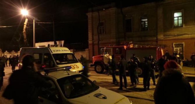 Вчерашний взрыв в Харькове прокуратура называет не терактом, но умышленной порчей имущества