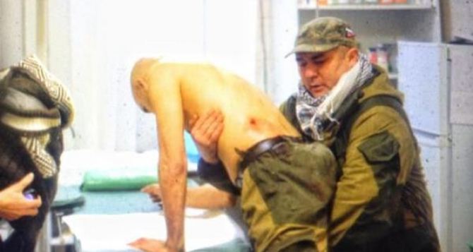 В Донецкой области в спину ранили военного журналиста Грэма Филлипса