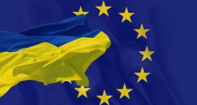 Евросоюз ожидает, что Украина предоставит Донбассу автономию