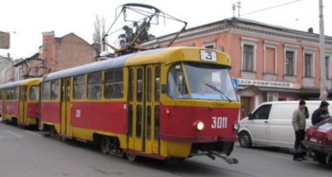 В Харькове снова не ходят трамваи и троллейбусы