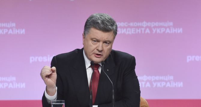Порошенко заявил, что Украина не будет отключать газ на Донбассе