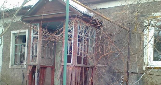 В поселке Кряковка Луганской области от обстрела погибли две женщины и 14-летняя девочка (фото)