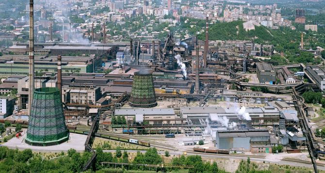 В Донецкой области промышленное производство снизилось почти на треть