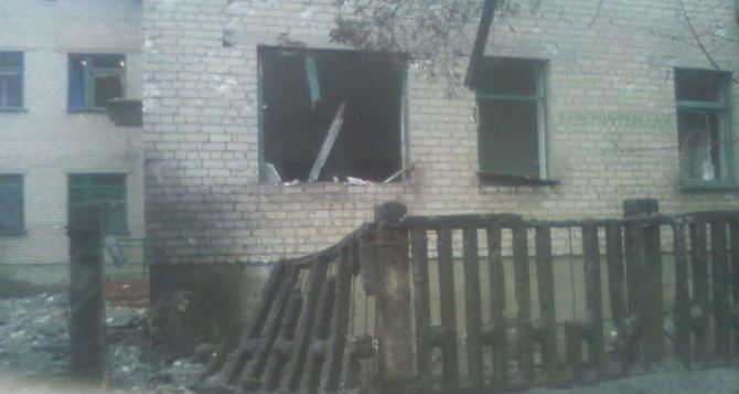 В Дебальцево под обстрел попало здание городского отдела милиции
