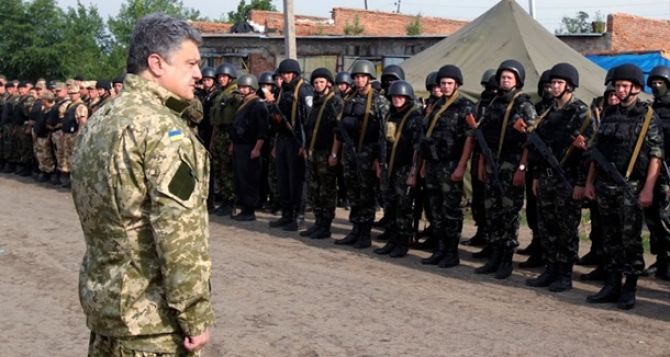 Мобилизация проходит по плану, на обучение отправили 45 тысяч военнообязанных. — Порошенко