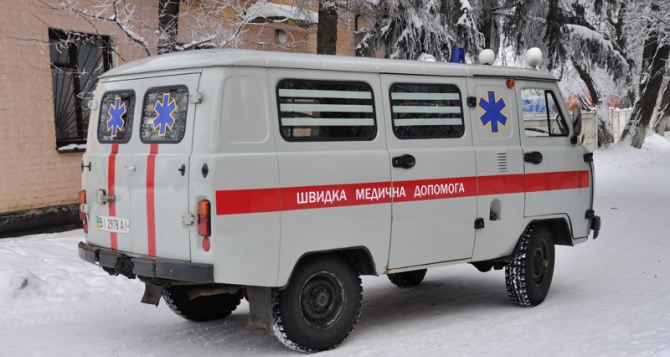 В Луганской области под обстрел попала станция скорой помощи
