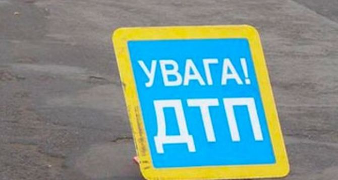 На трассе Киев-Харьков  маршрутка столкнулась с грузовиком: семеро погибших